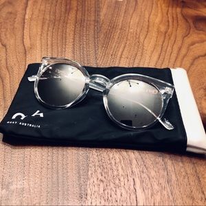 Quay -Clear mirrored sunglasses 🕶